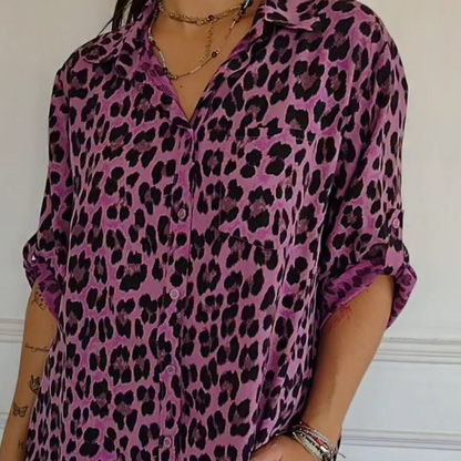 Stilig skjorte med leopardmønster og justerbare ermer